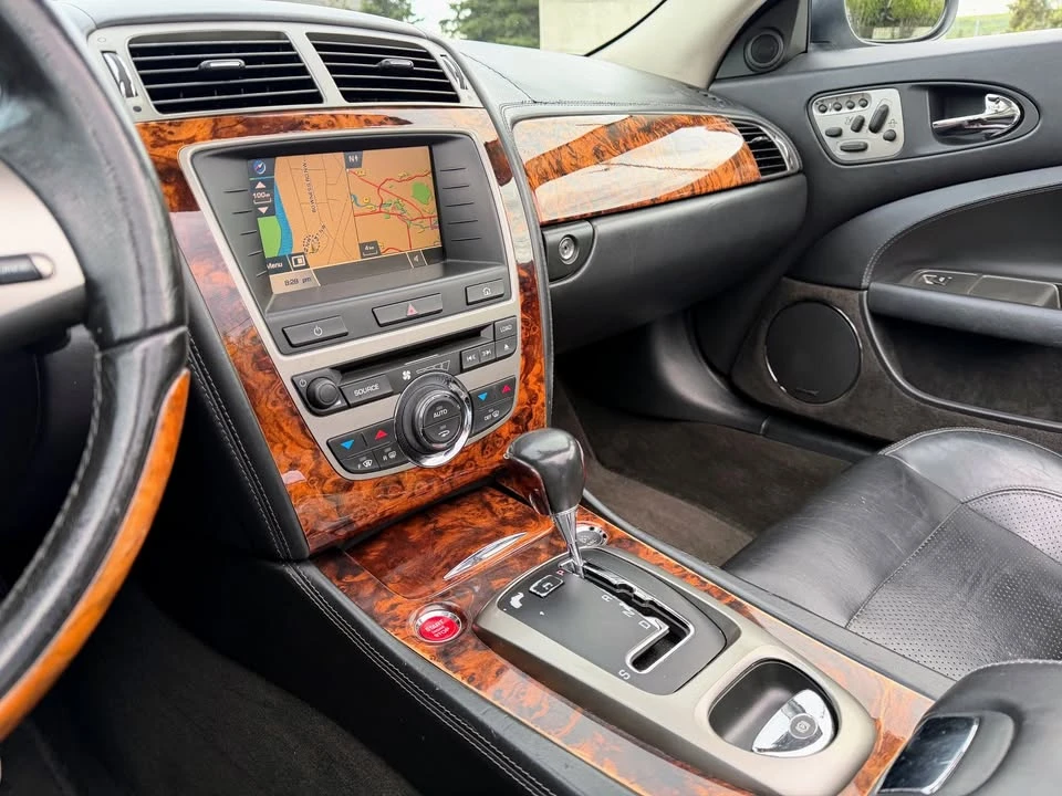 2007 Jaguar XK - Image 14 of 20