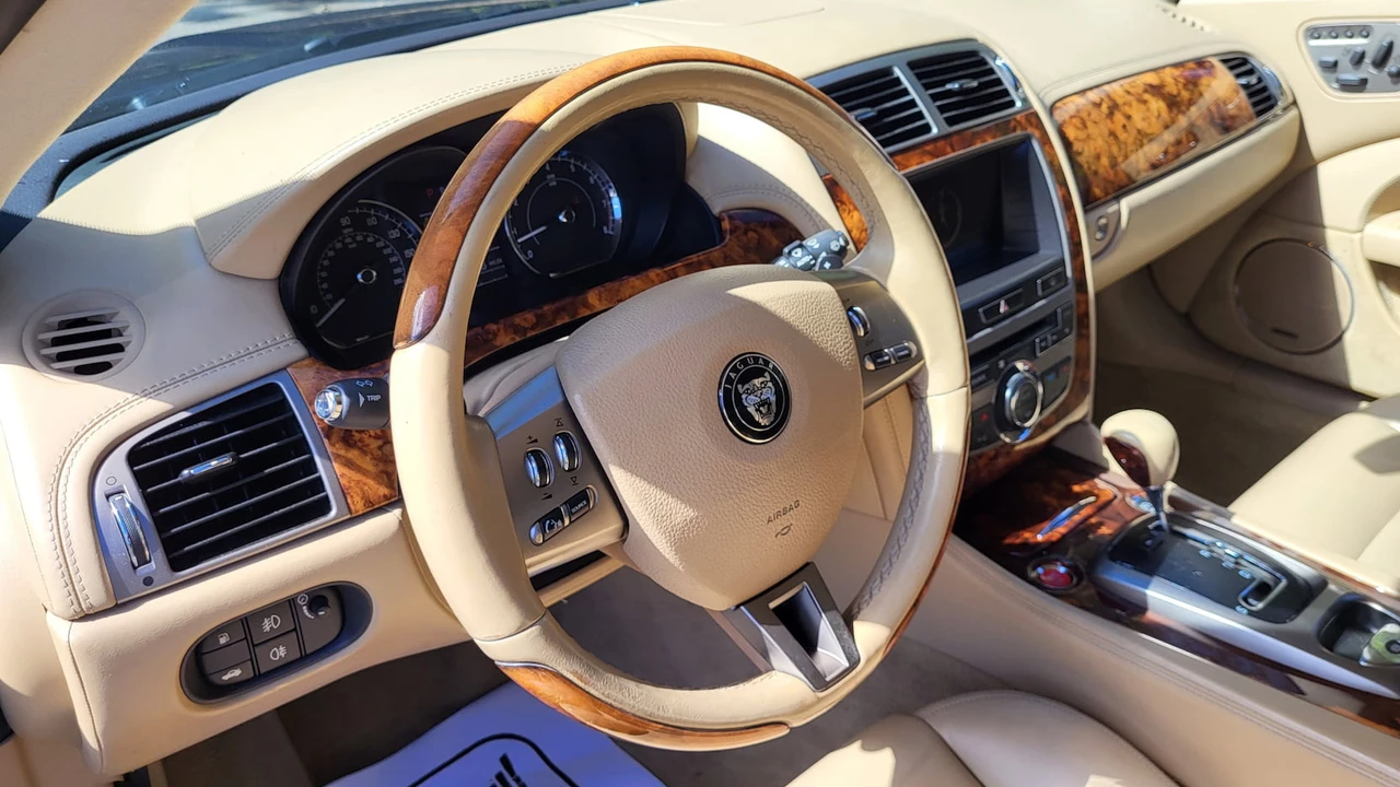 2007 Jaguar X150 XK - Image 6 of 17