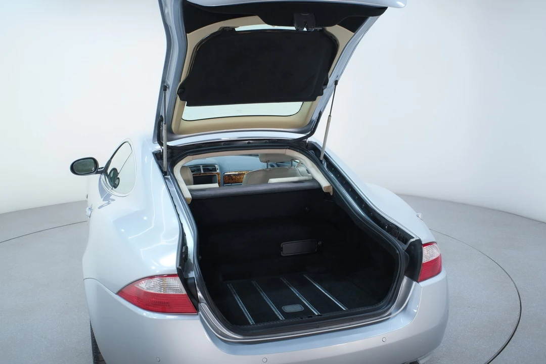 2007 Jaguar X150 XK - Image 8 of 21