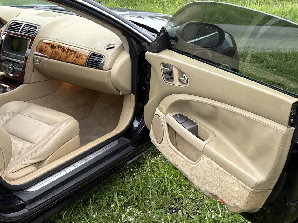 2007 Jaguar X150 XK - Image 15 of 30