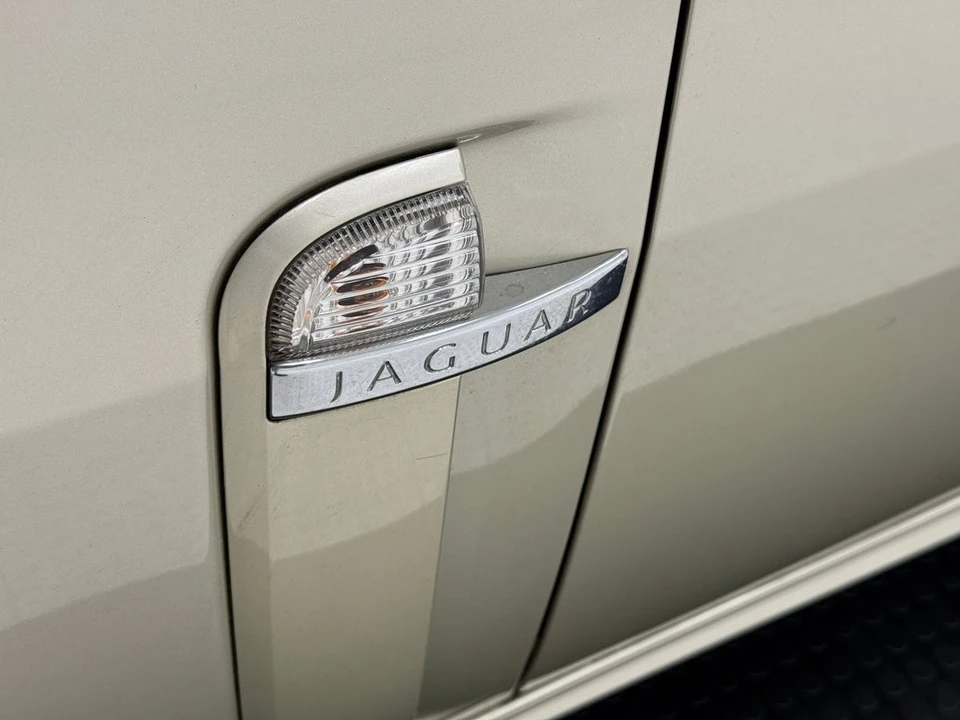 2007 Jaguar X100 XK8 - Image 15 of 21