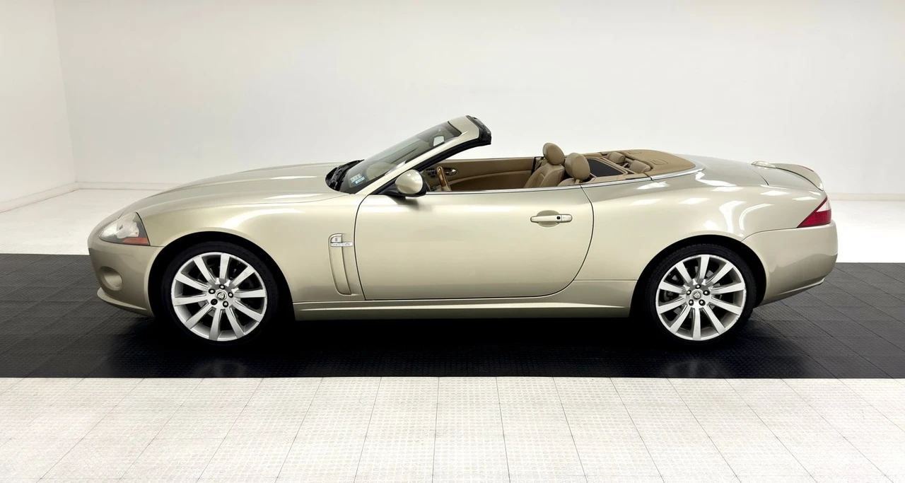 2007 Jaguar X100 XK8 - Image 4 of 12