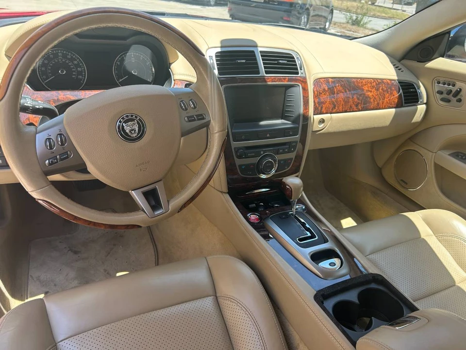 2007 Jaguar X150 XK - Image 8 of 15