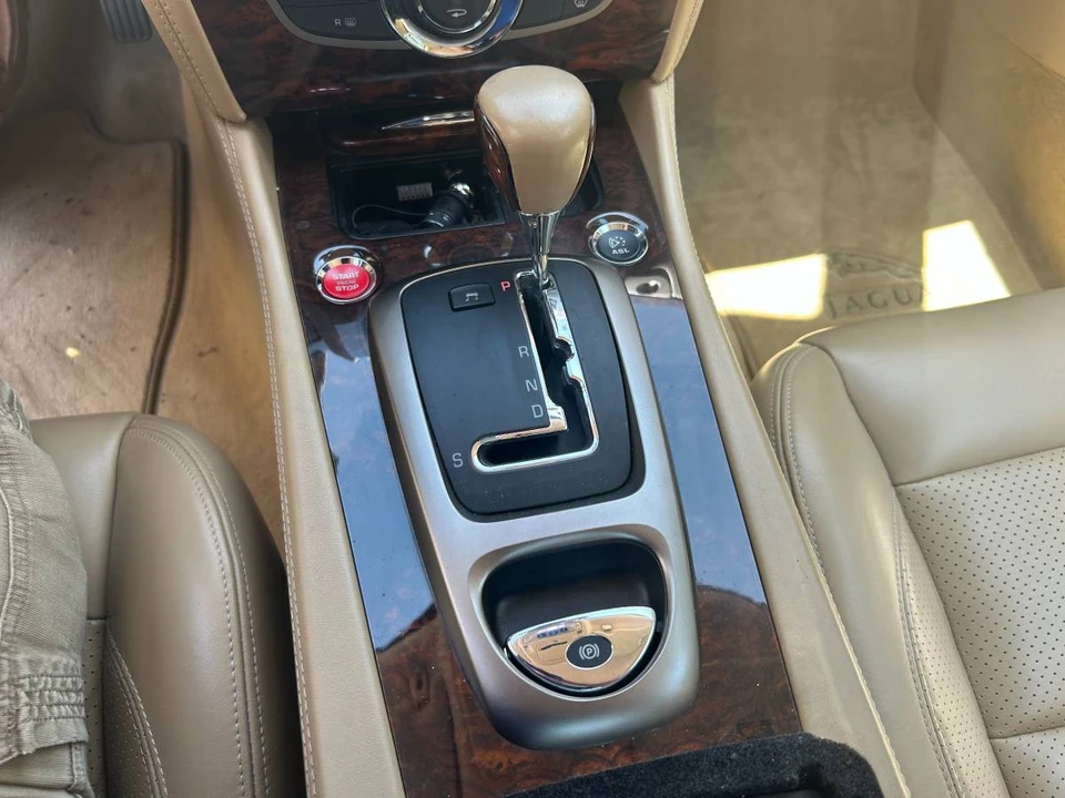 2007 Jaguar X150 XK - Image 11 of 15