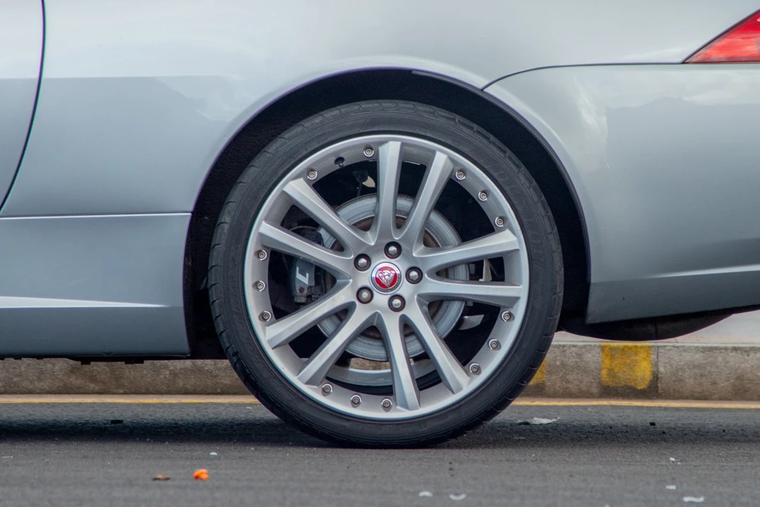 2007 Jaguar X150 XKR - Image 9 of 30