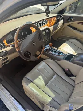 2007 Jaguar S-Type 2nd Gen - Image 4 of 12