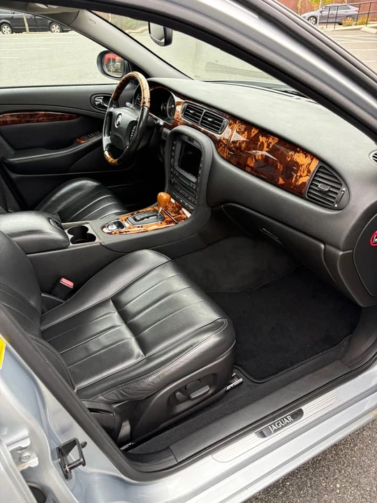 2007 Jaguar S-Type 2nd Gen - Image 8 of 14