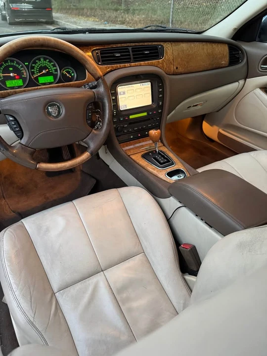 2007 Jaguar S-Type 2nd Gen - Image 5 of 7