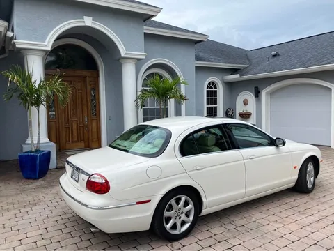 2007 Jaguar S-Type 2nd Gen - Image 3 of 11