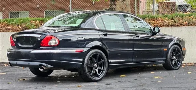 2007 Jaguar X-Type - Image 2 of 11