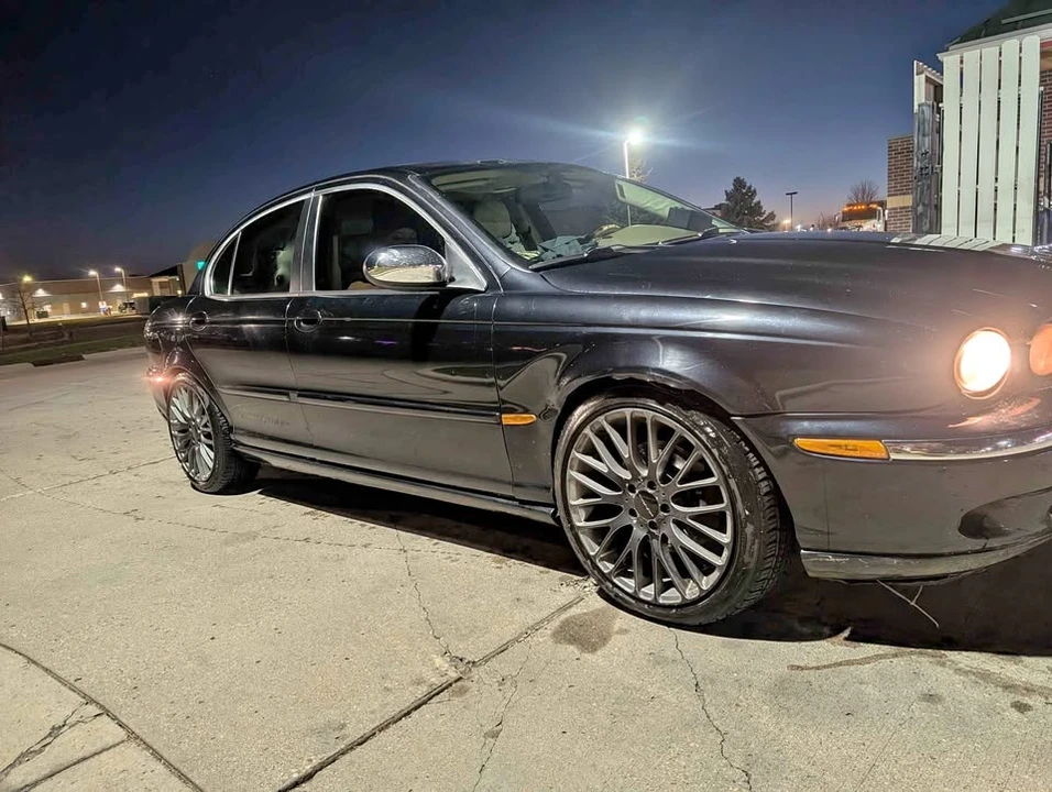 2007 Jaguar X-Type - Image 1 of 2