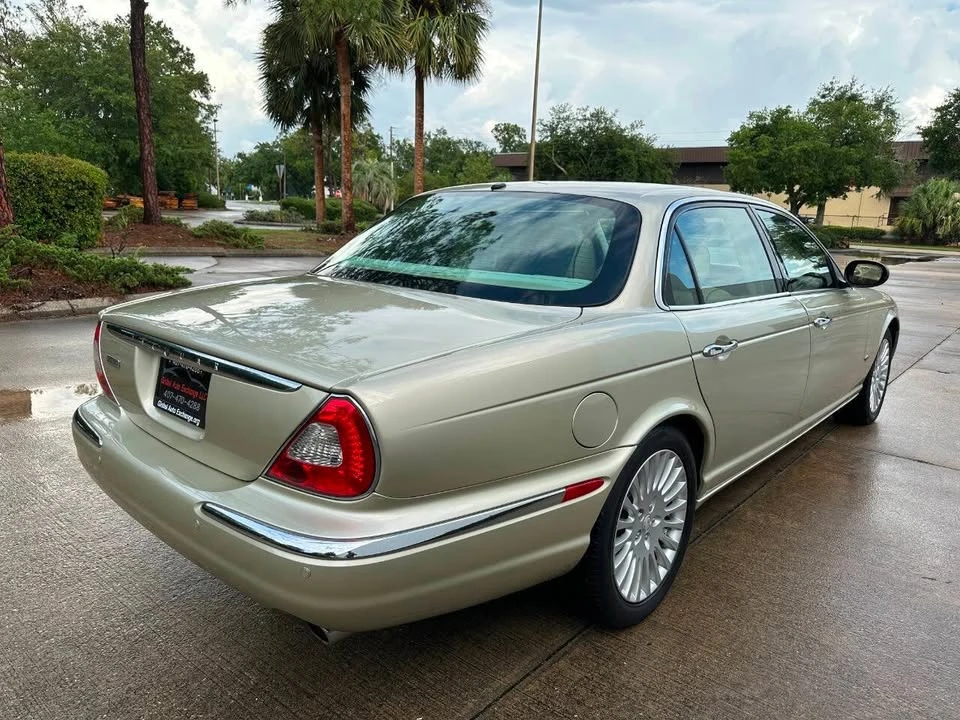 2007 Jaguar XJ Series 4 - Image 2 of 19