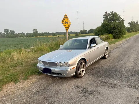 2007 Jaguar XJR