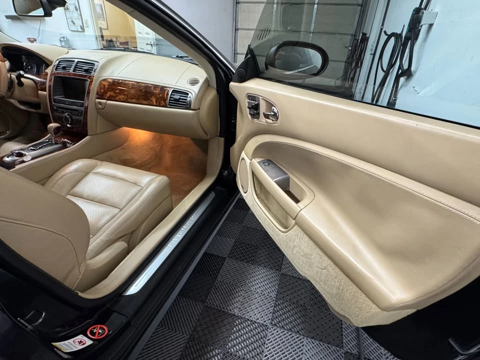 2007 Jaguar X150 XK - Image 11 of 14