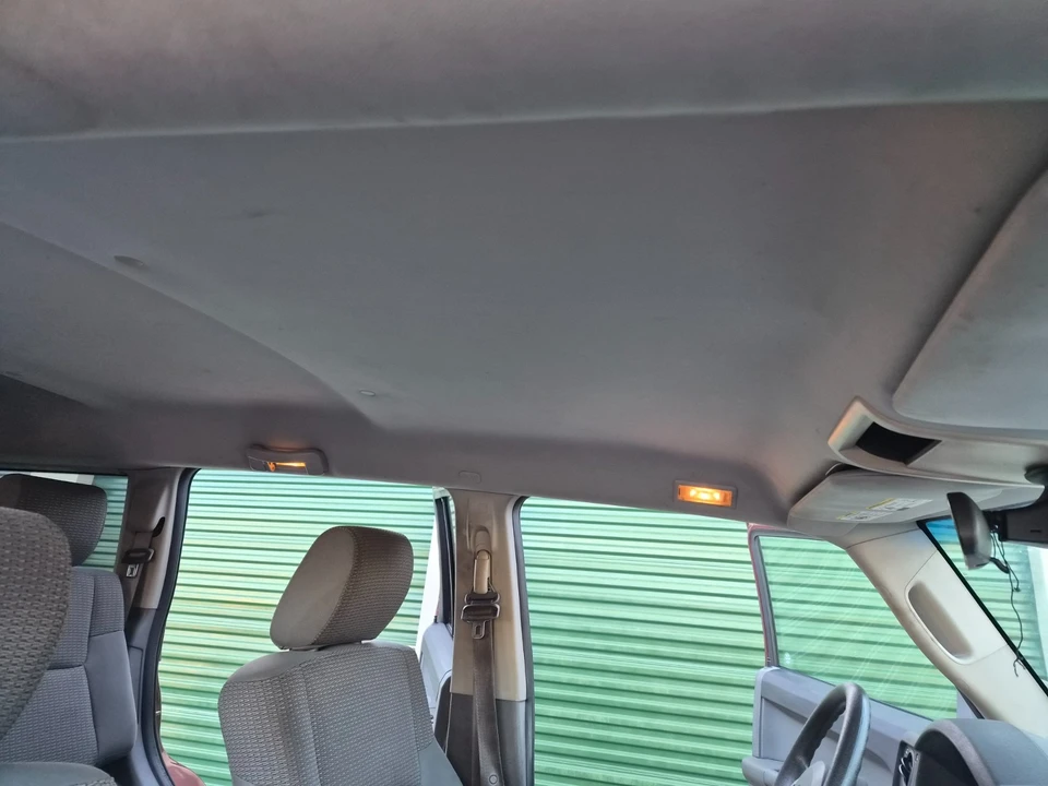2007 Jeep Commander - Image 14 of 20