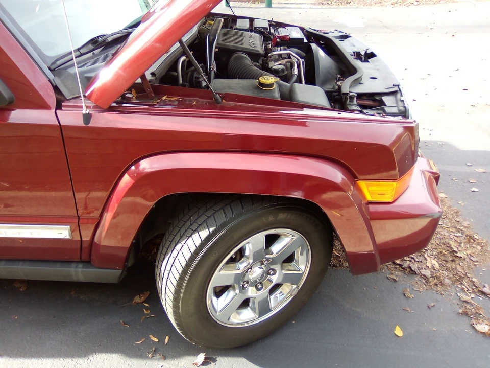 2007 Jeep Commander - Image 6 of 17