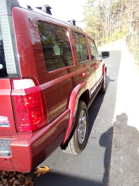 2007 Jeep Commander - Image 11 of 17