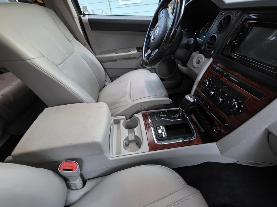 2007 Jeep Commander - Image 20 of 21