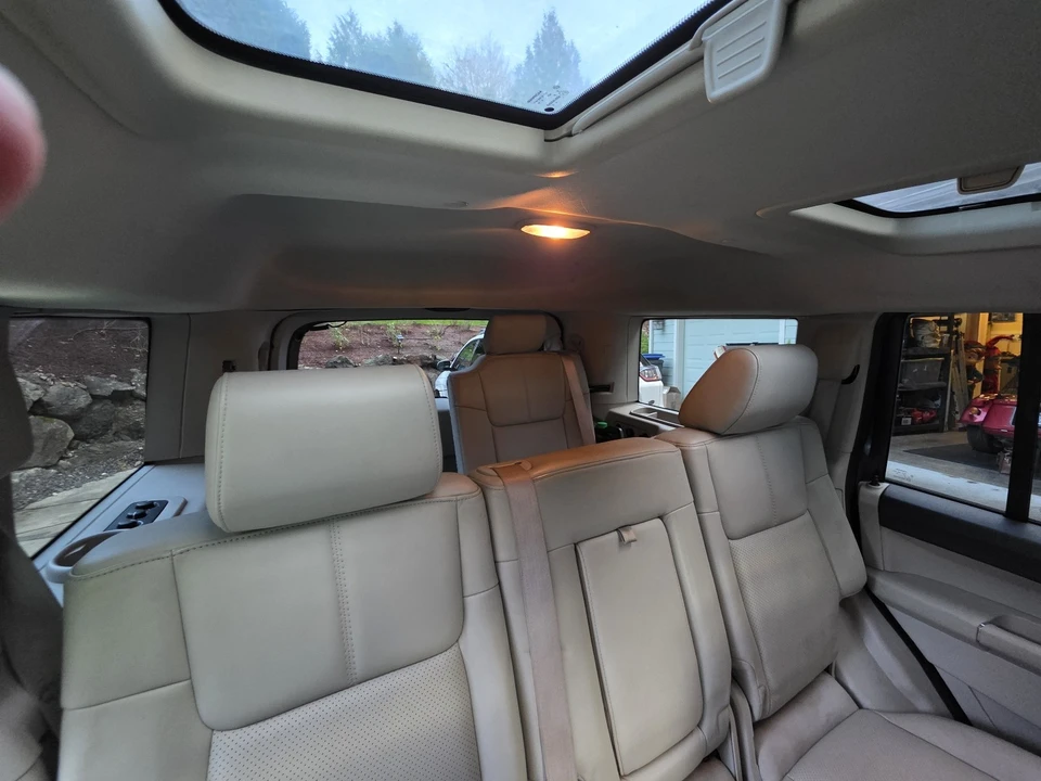 2007 Jeep Commander - Image 18 of 21