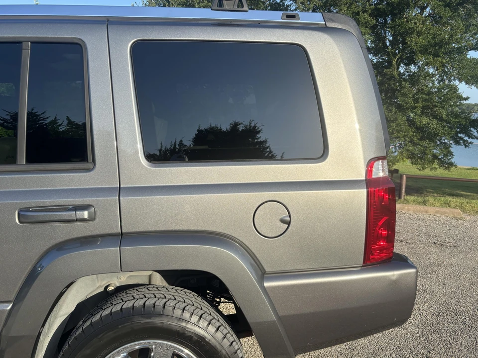 2007 Jeep Commander - Image 13 of 31