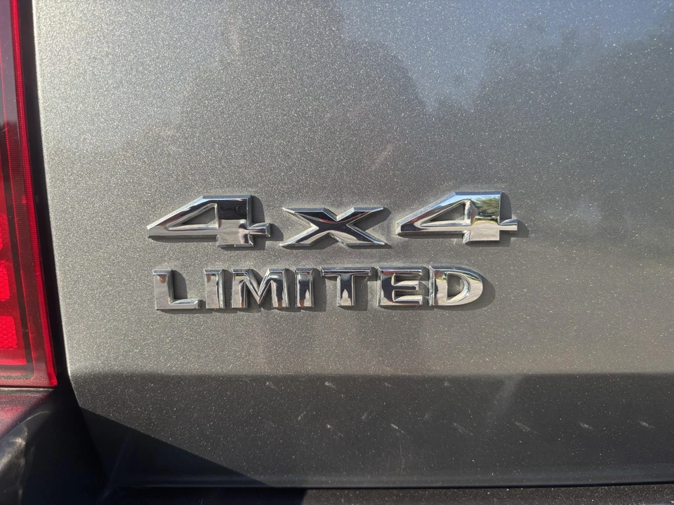 2007 Jeep Commander - Image 25 of 31