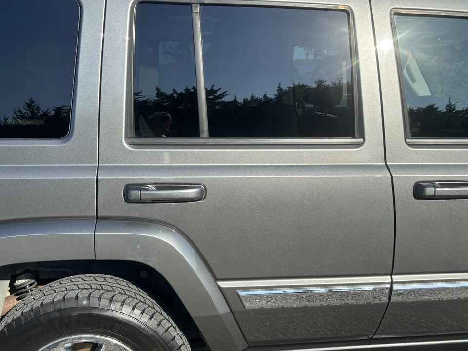 2007 Jeep Commander - Image 15 of 31