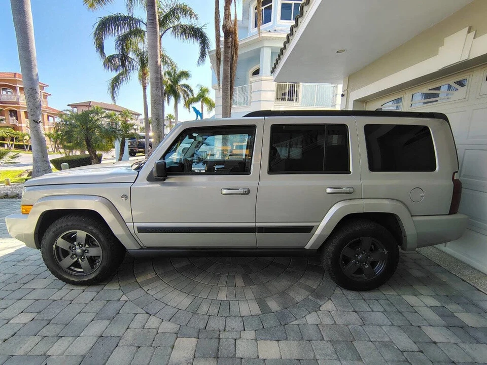 2007 Jeep Commander - Image 16 of 21