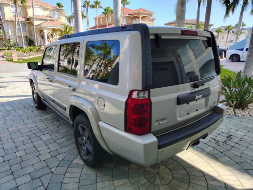 2007 Jeep Commander - Image 19 of 21