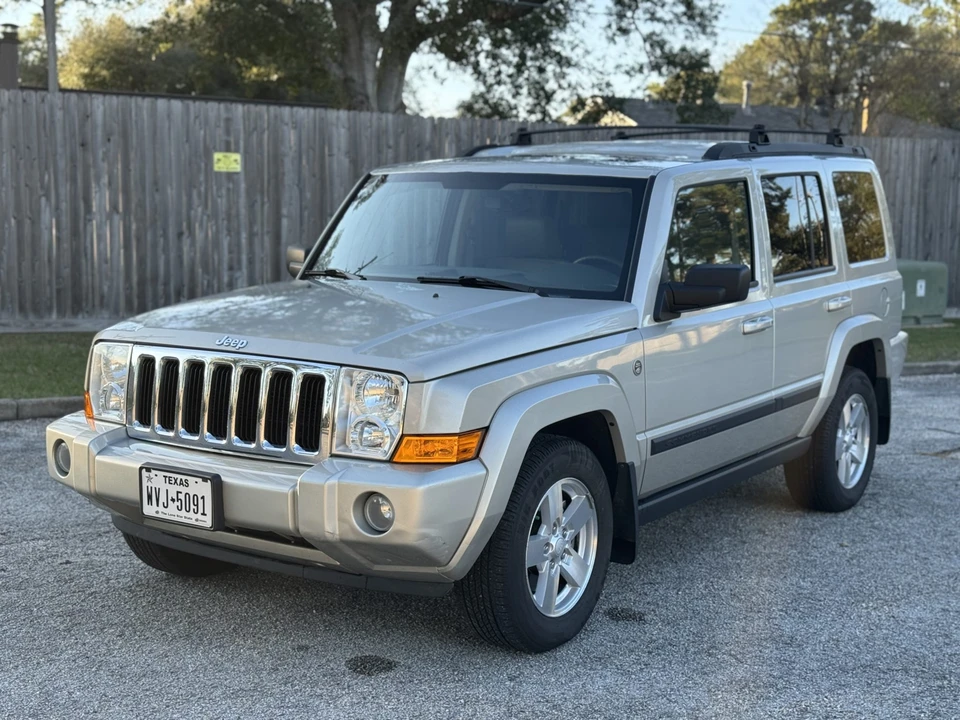 2007 Jeep Commander - Image 2 of 31
