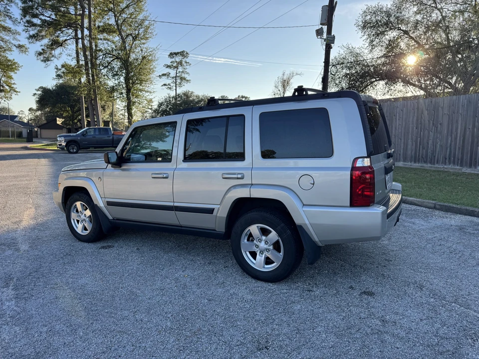 2007 Jeep Commander - Image 10 of 31
