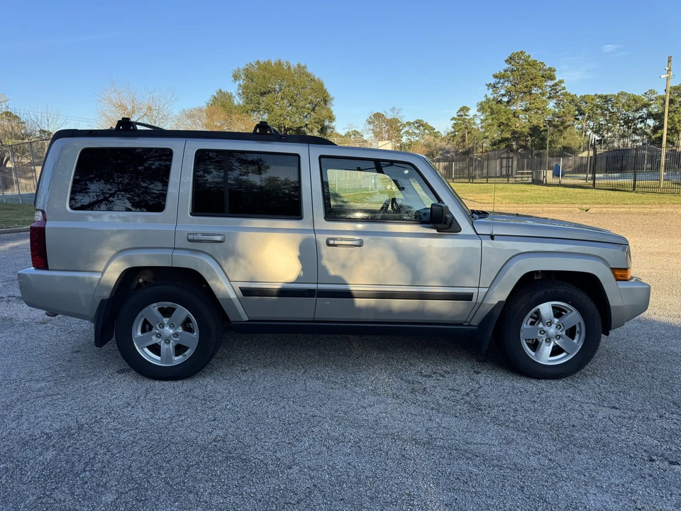 2007 Jeep Commander - Image 21 of 31