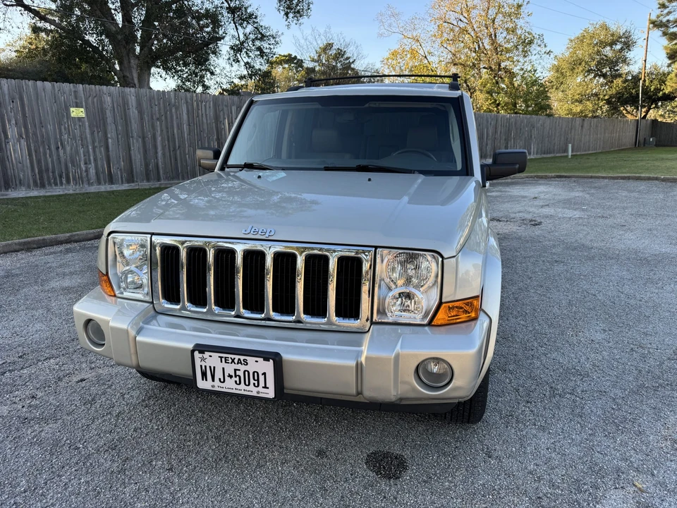 2007 Jeep Commander - Image 28 of 31
