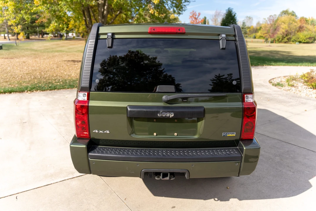 2007 Jeep Commander - Image 19 of 31