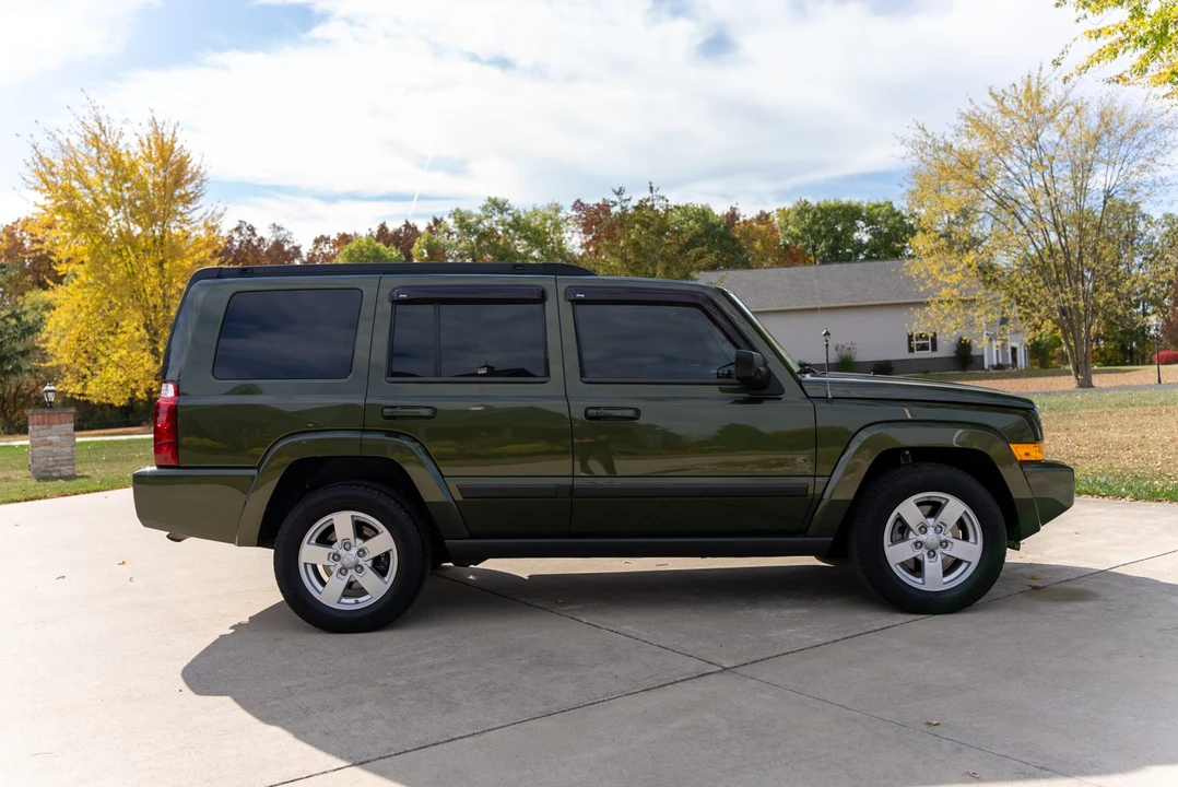 2007 Jeep Commander - Image 26 of 31