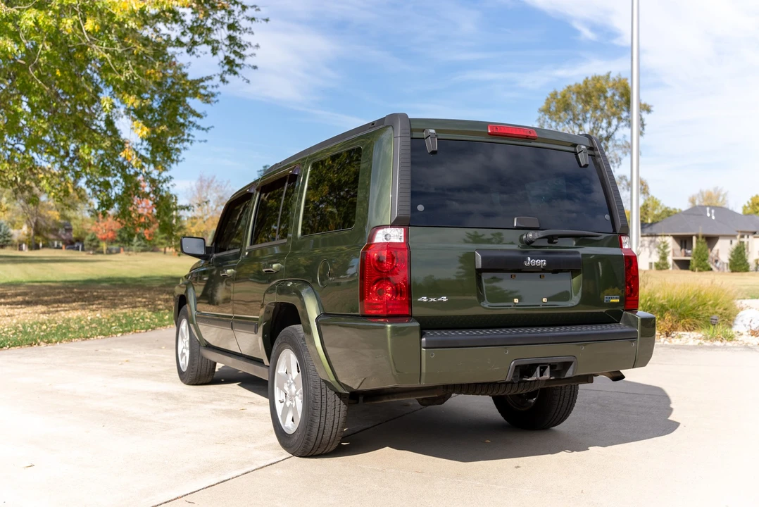 2007 Jeep Commander - Image 14 of 31