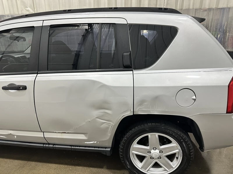 2007 Jeep Compass - Image 13 of 21