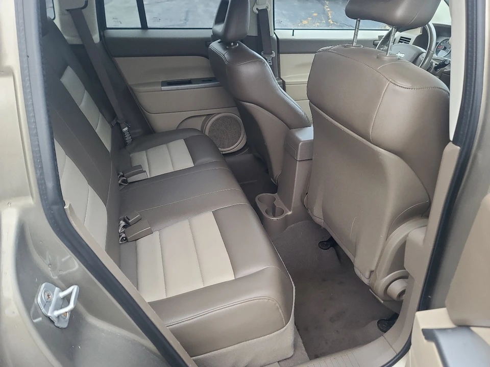 2007 Jeep Compass - Image 13 of 21