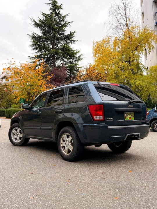 2007 Jeep WK Grand Cherokee - Image 2 of 9