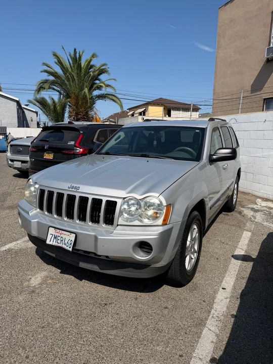 2007 Jeep WK Grand Cherokee - Image 2 of 9