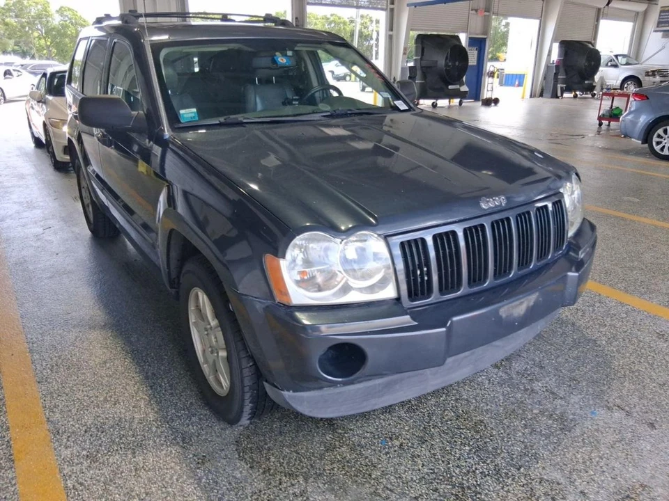 2007 Jeep WK Grand Cherokee - Image 2 of 8