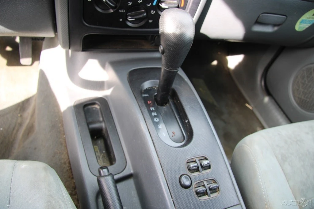 2007 Jeep KJ Liberty - Image 17 of 21