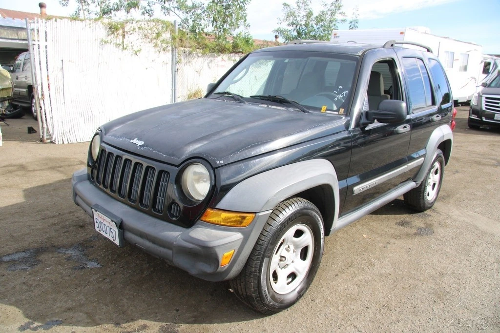 2007 Jeep KJ Liberty - Image 2 of 21