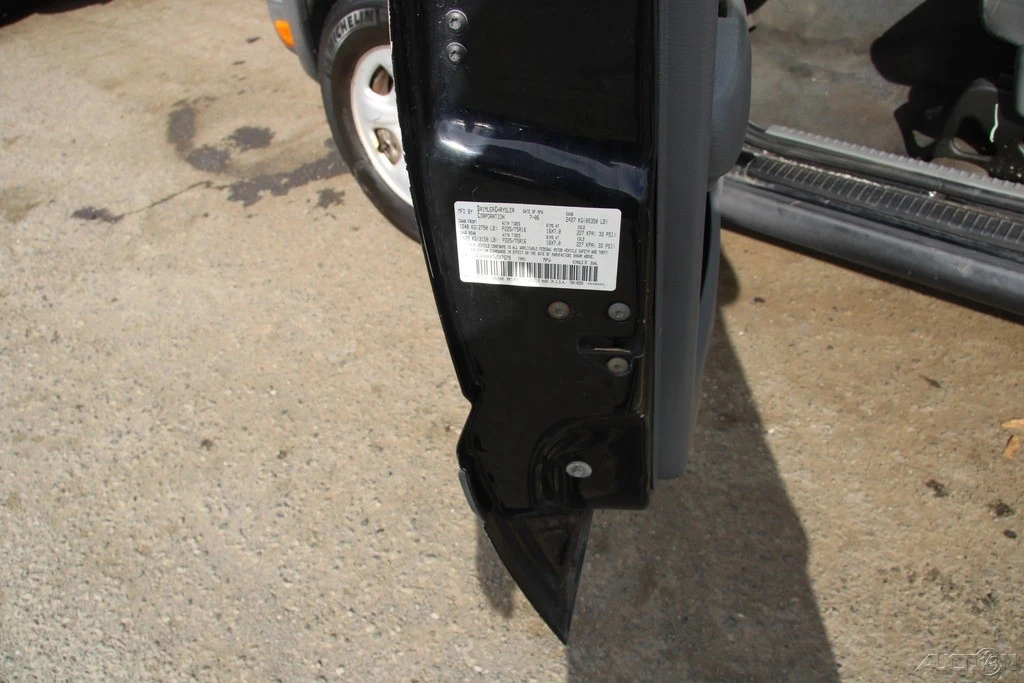 2007 Jeep KJ Liberty - Image 10 of 21