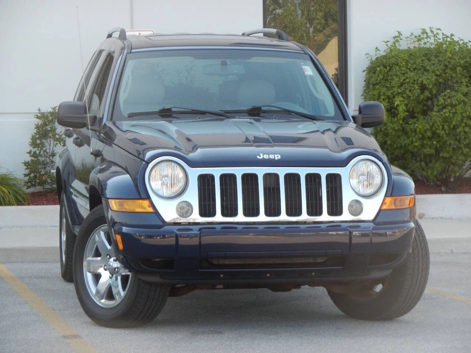 2007 Jeep KJ Liberty - Image 5 of 21