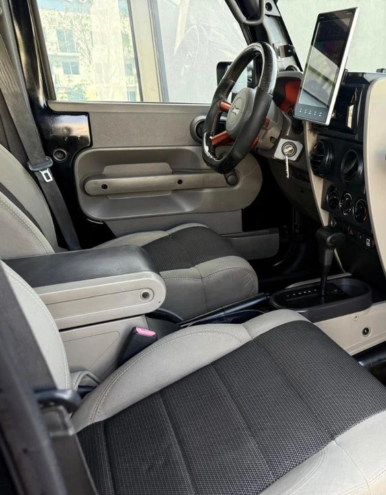 2007 Jeep JK Wrangler - Image 14 of 18