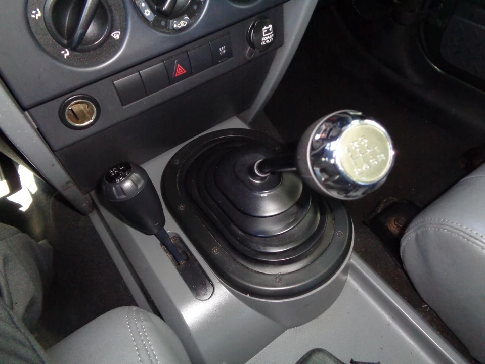 2007 Jeep JK Wrangler - Image 17 of 20