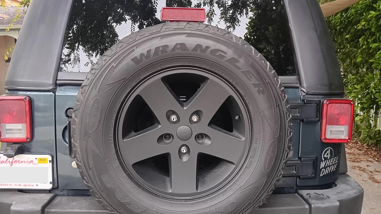 2007 Jeep JK Wrangler - Image 18 of 31