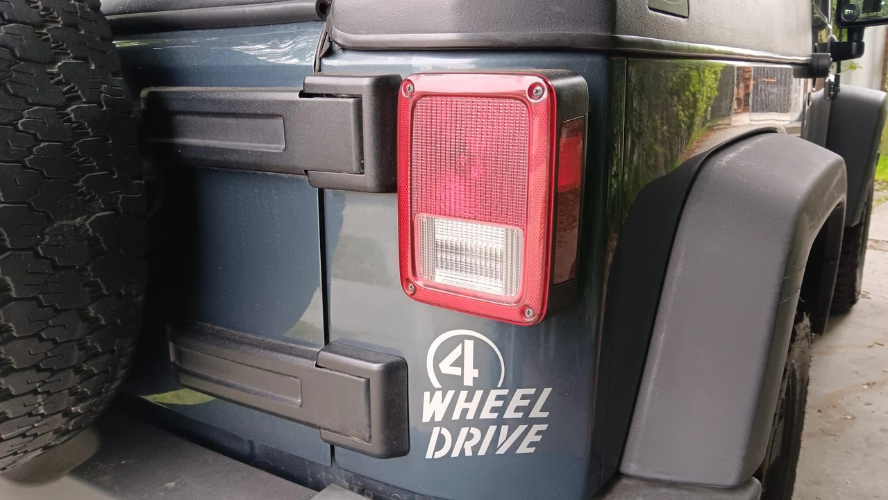 2007 Jeep JK Wrangler - Image 19 of 31