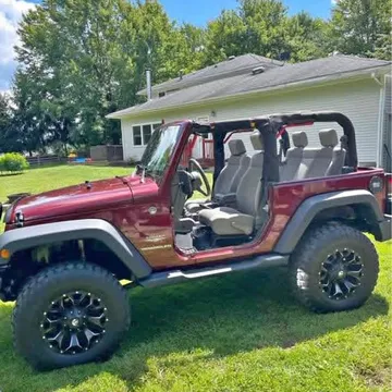 2007 Jeep Wrangler Sahara Sport Utility 2D