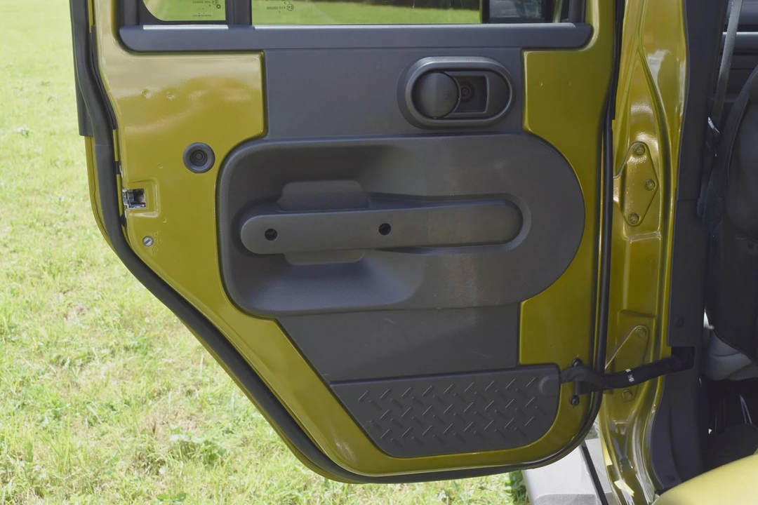 2007 Jeep JK Wrangler - Image 17 of 30